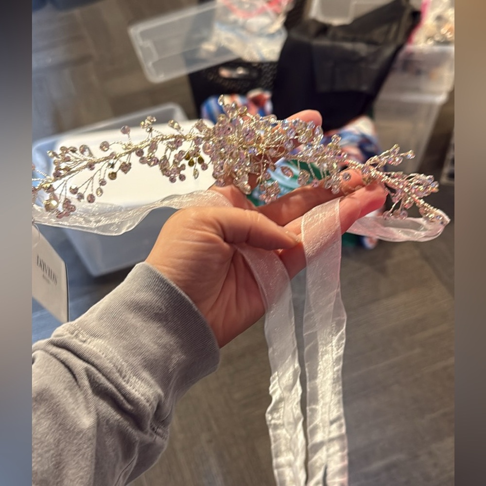 NWT Davids Bridal Crystal Sash